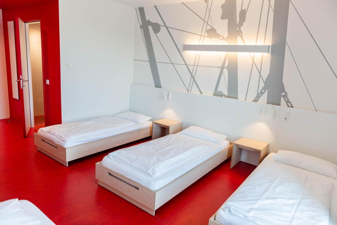 Havenhostel Куксхафен Экстерьер фото